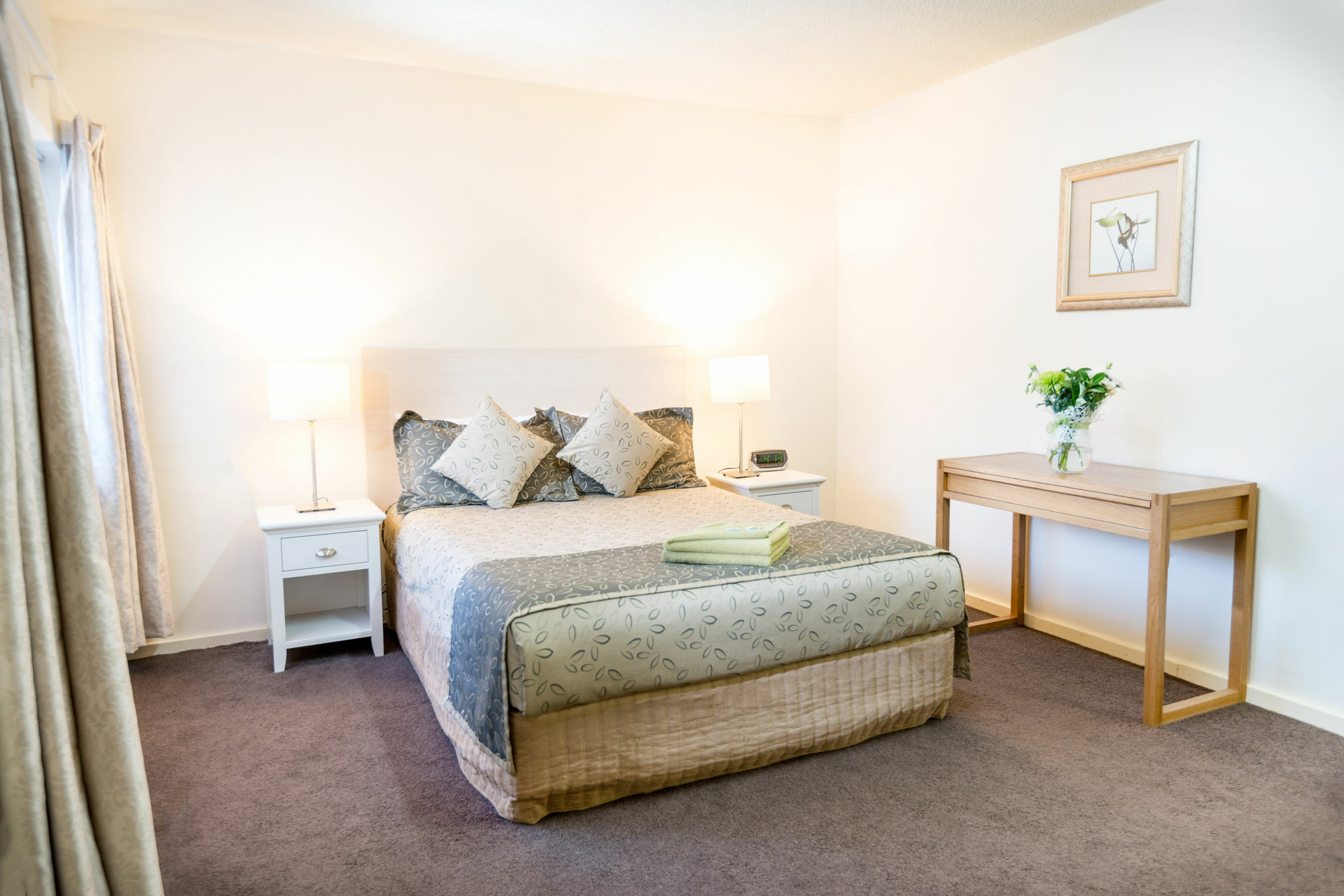 Adelaide Granada Motor Inn Екстериор снимка